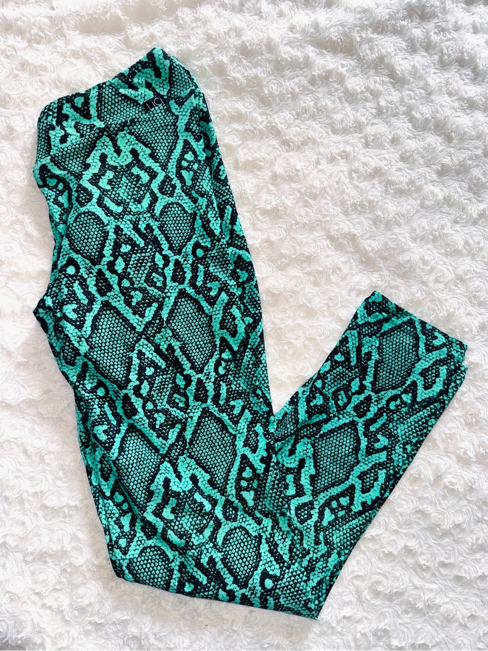 Lici Fit Turquoise Snake-Print Leggings